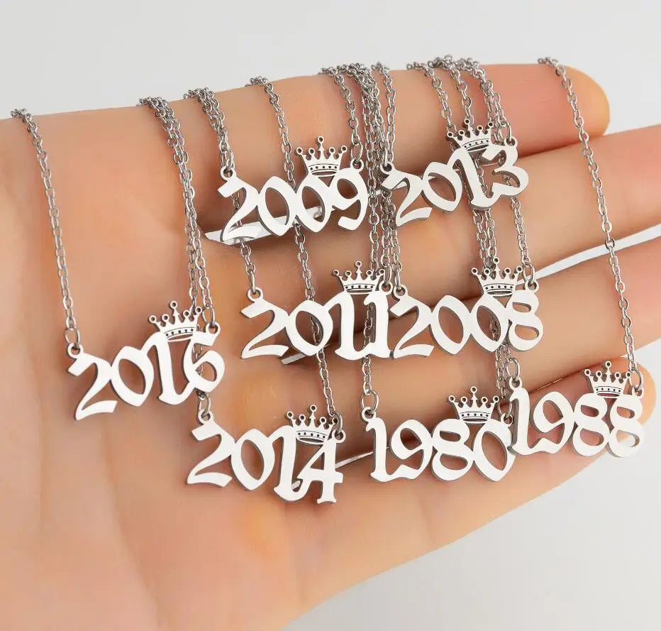 Collares de acero inoxidable con número de año para mujer, tiaras de cumpleaños con fecha única, corona, año 1984, 1999, 1996, 1997 y 2002, gargantilla de regalo