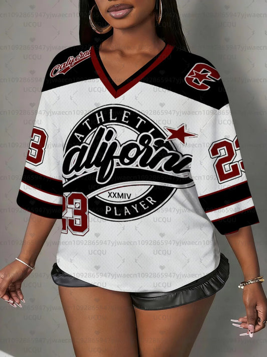 Camiseta Deportiva de Manga Corta con Cuello en V y Estampado