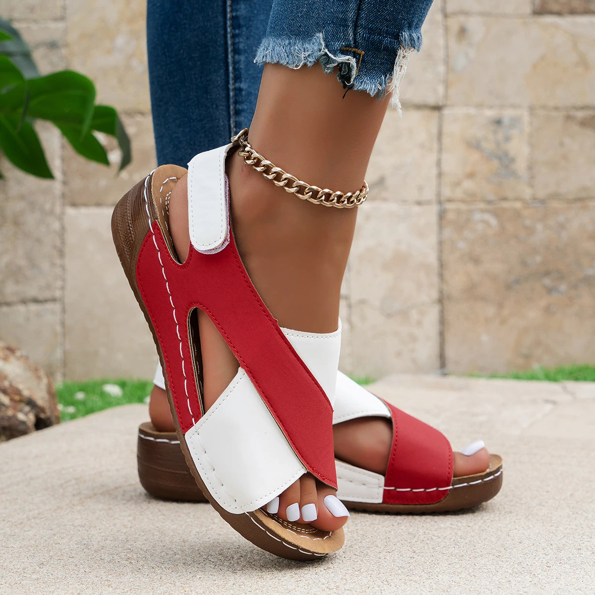 Sandalias de cuña de verano para mujer, zapatos de playa cómodos y antideslizantes con plataforma de piel sintética y plataforma romana, varios colores