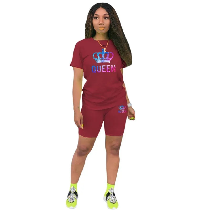 Conjunto deportivo de dos piezas con estampado Queen de colores para mujer, camiseta y pantalones cortos, estilo casual, para correr, de lujo, para viajes de verano.