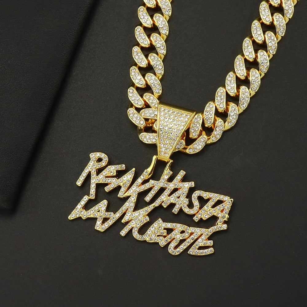 Collar con colgante de letra para hombre y mujer, con brillantes diamantes de imitación