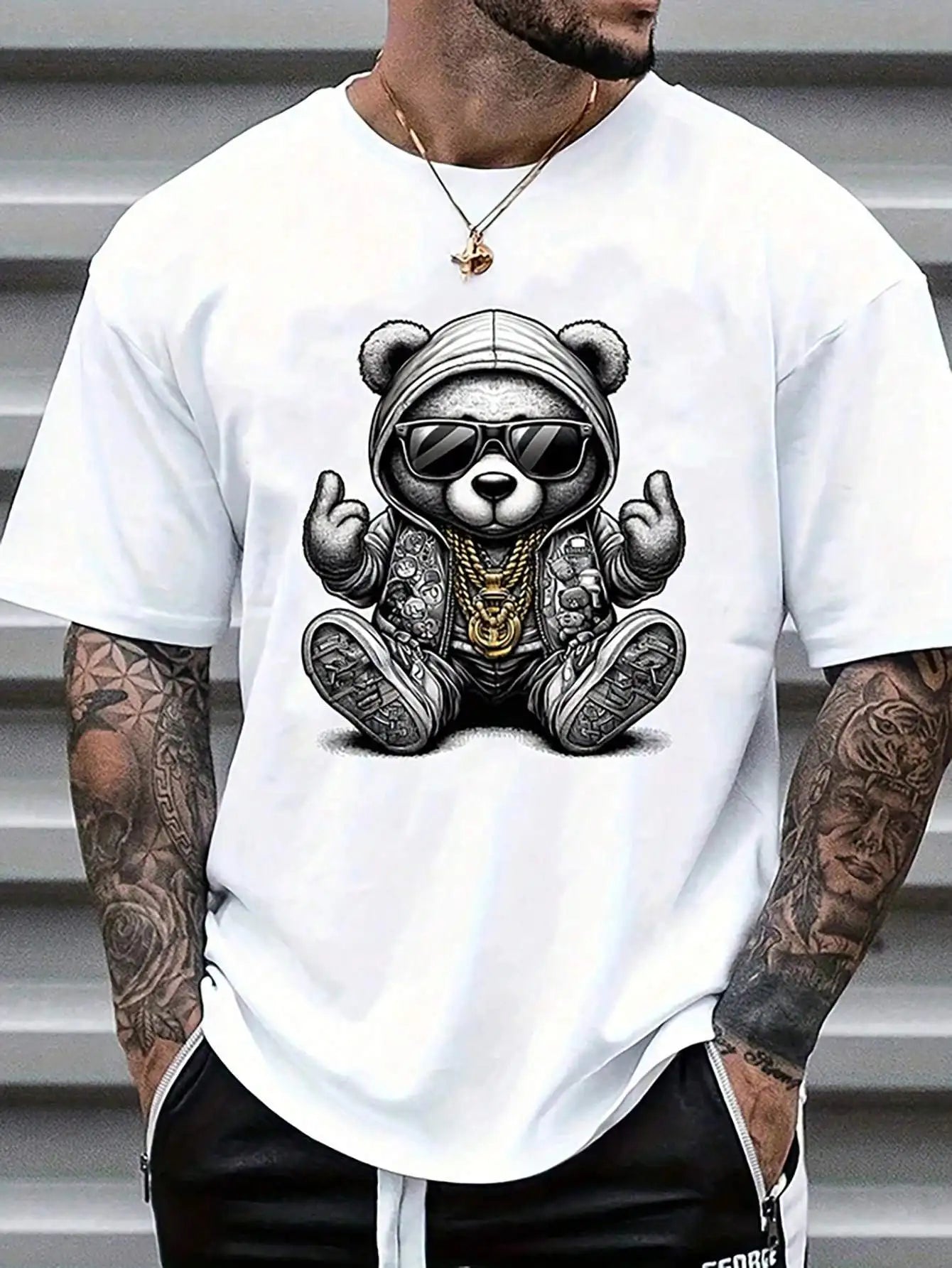 Camiseta de verano para hombre, informal, de cuello redondo, con estampado de oso de dibujos animados, de manga corta, moderna y cómoda.