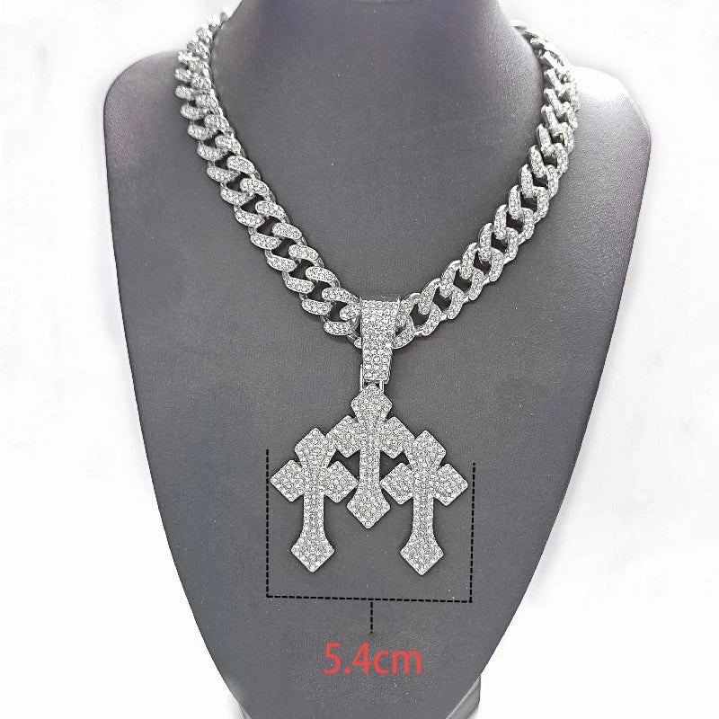 Nuevos collares colgantes con cruces apiladas heladas para hombres con cadena, colgante de joyería con diamantes de imitación
