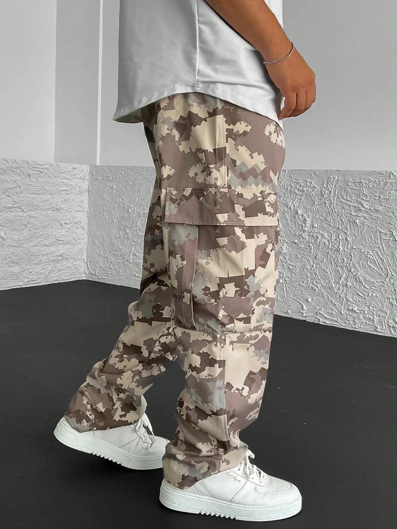 Pantalones cargo de pierna recta con estampado de camuflaje para hombre, ropa de calle de moda, pantalones tácticos para exteriores, pantalones de trabajo largos de moda para hombre