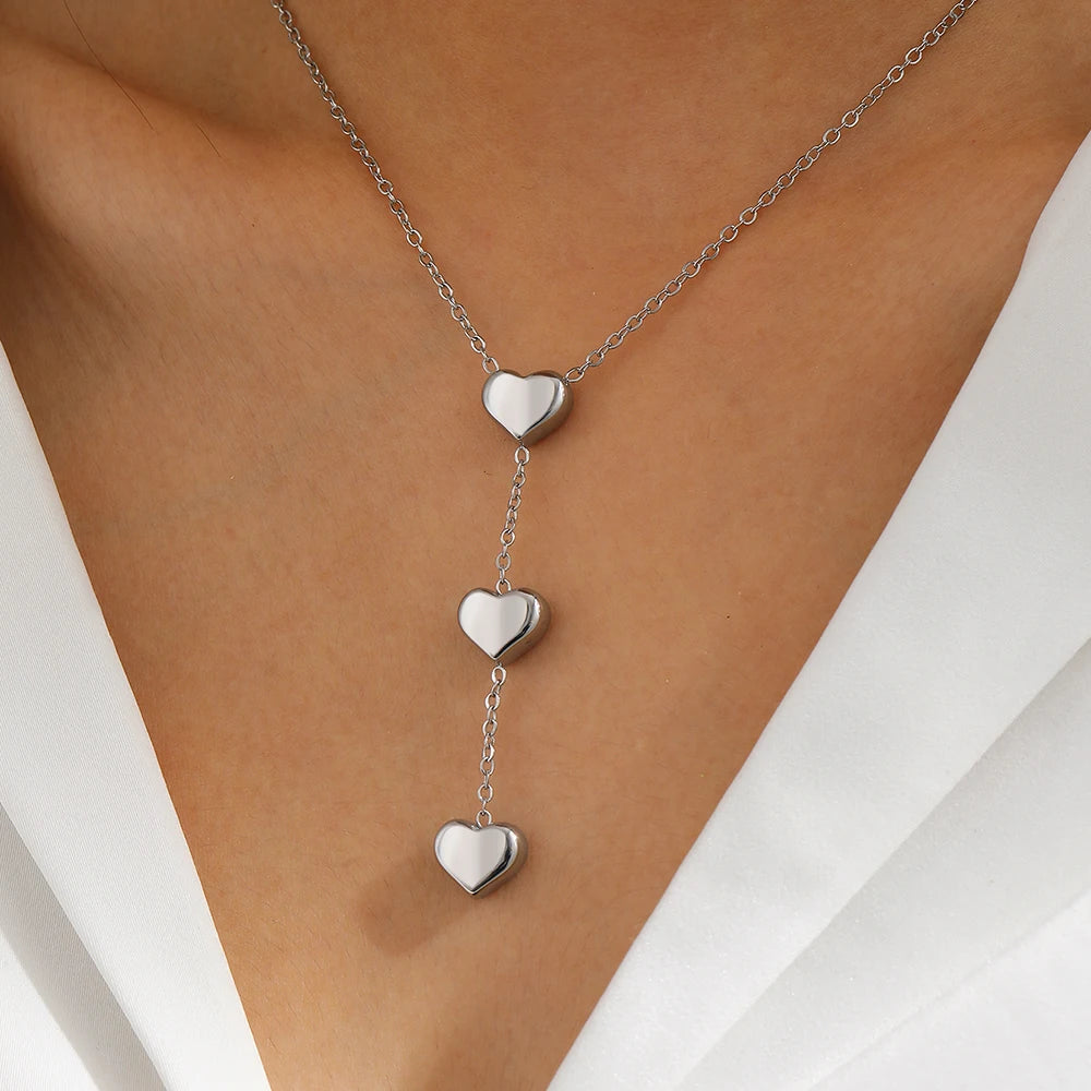Collar de acero inoxidable con colgante de corazón de melocotón y flecos pequeños para mujer, joyería para San Valentín, regalo de aniversario.