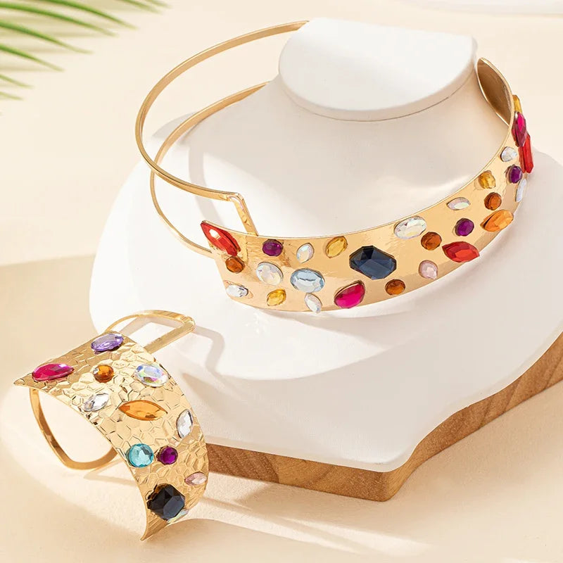 Conjunto de joyería con collar y pulsera geométrica hecha a mano con cristales de color dorado y gran apertura de moda para mujer