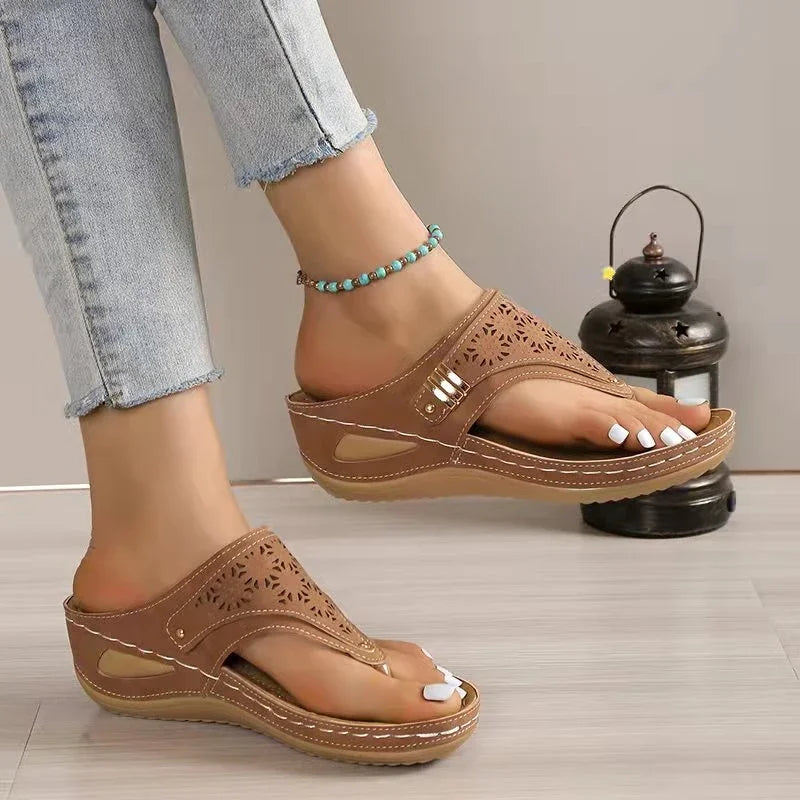 Sandalias ortopédicas de verano para mujer, de piel, antideslizantes, con plataforma suave, con cuña y tacón
