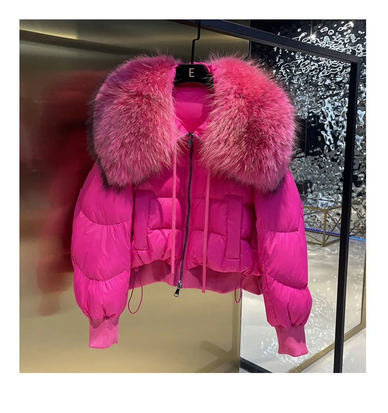Chaqueta de plumón de invierno a la moda para mujer, abrigo recortado con Cuello de piel de zorro de gama alta