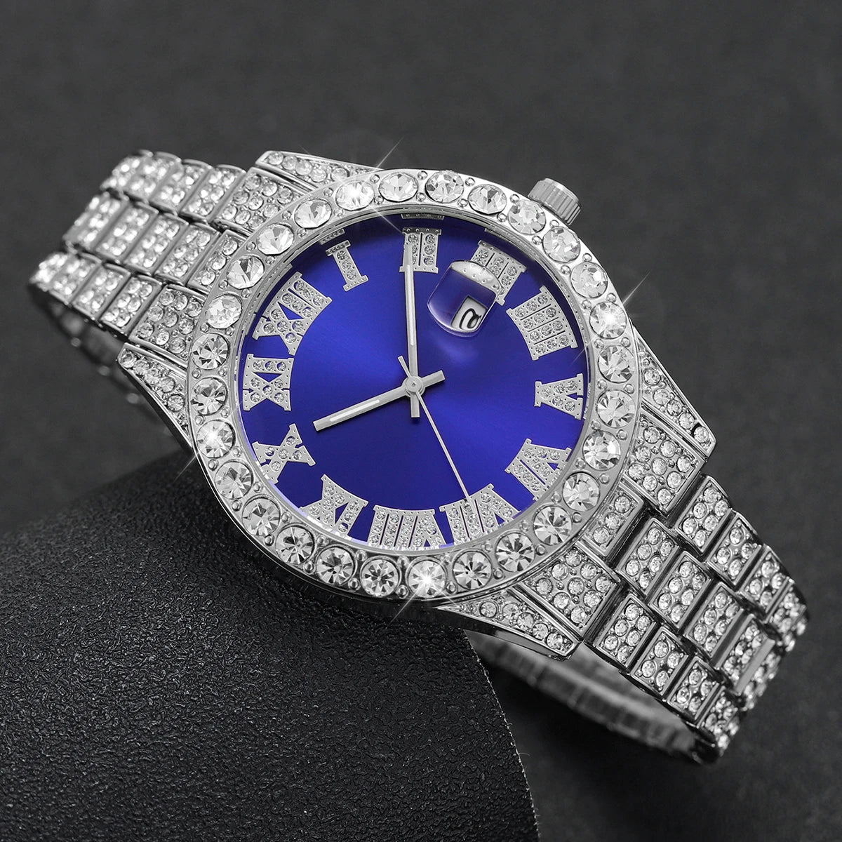 Reloj de pulsera de cuarzo para hombre, de acero inoxidable, con diamantes, calendario y fecha.
