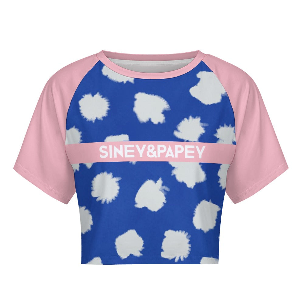 Camiseta de manga corta y ombligo al descubierto