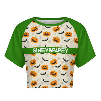 Camiseta de manga corta y ombligo al descubierto