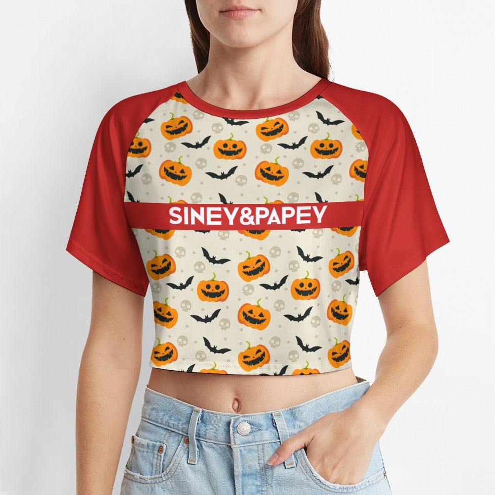 Camiseta de manga corta y ombligo al descubierto