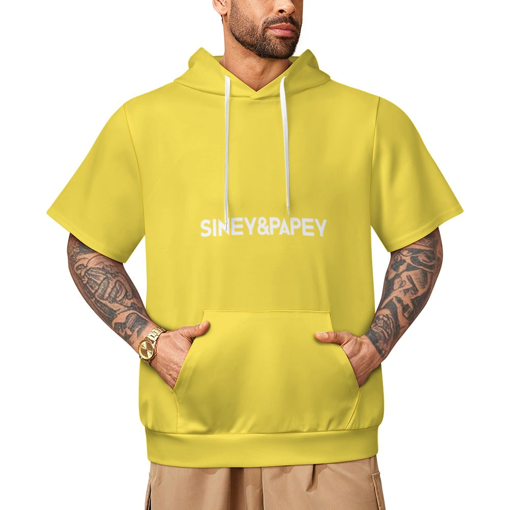 Sudadera con capucha y manga corta de tendencia
