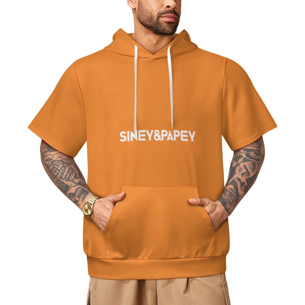 Sudadera con capucha y manga corta de tendencia