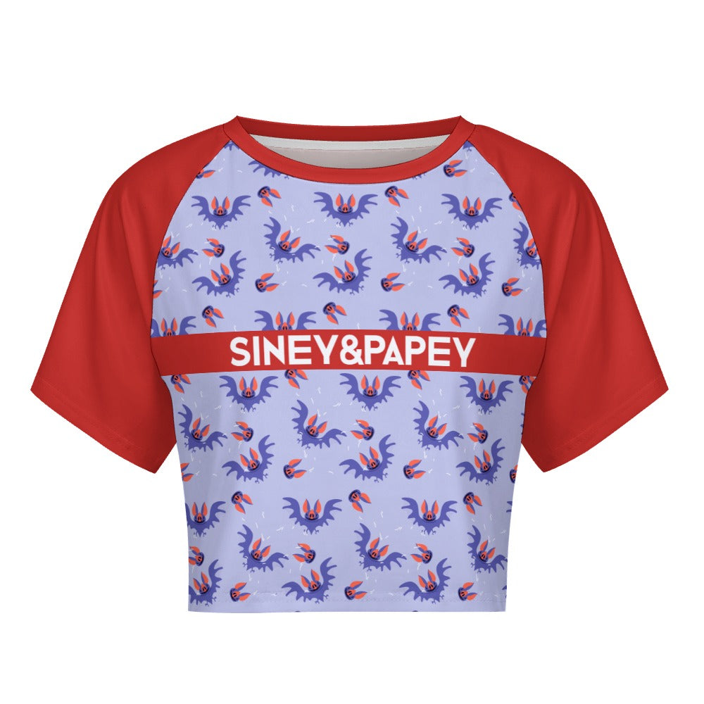 Camiseta de manga corta y ombligo al descubierto