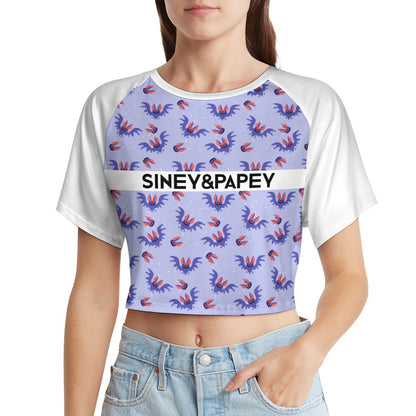 Camiseta de manga corta y ombligo al descubierto