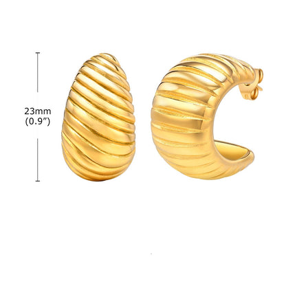 Elegantes pendientes de acero inoxidable que combinan con todo.