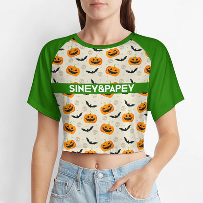 Camiseta de manga corta y ombligo al descubierto