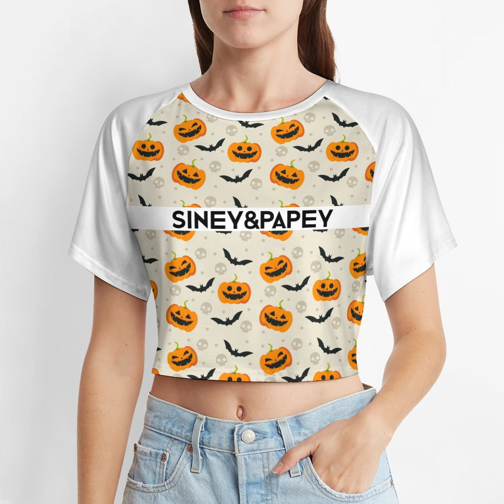 Camiseta de manga corta y ombligo al descubierto