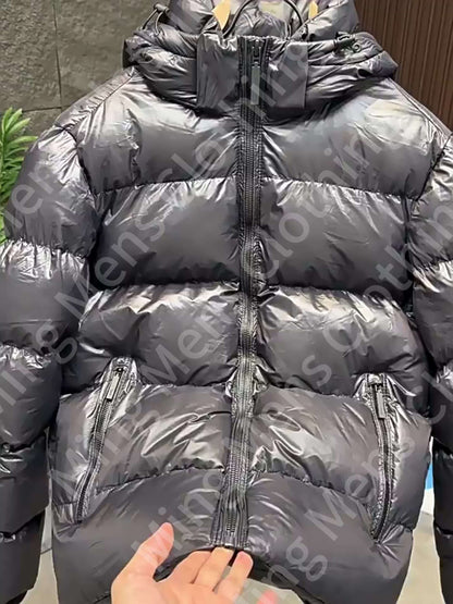 Chaqueta de Invierno para Hombre de Alta Resistencia con Capucha - Grado Marino - Abrigo Acolchado, Cremallera Dorada y Bolsillos con Letras