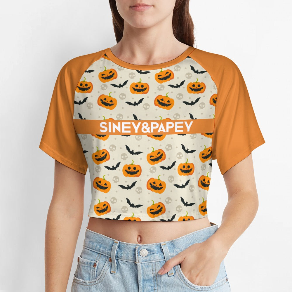 Camiseta de manga corta y ombligo al descubierto