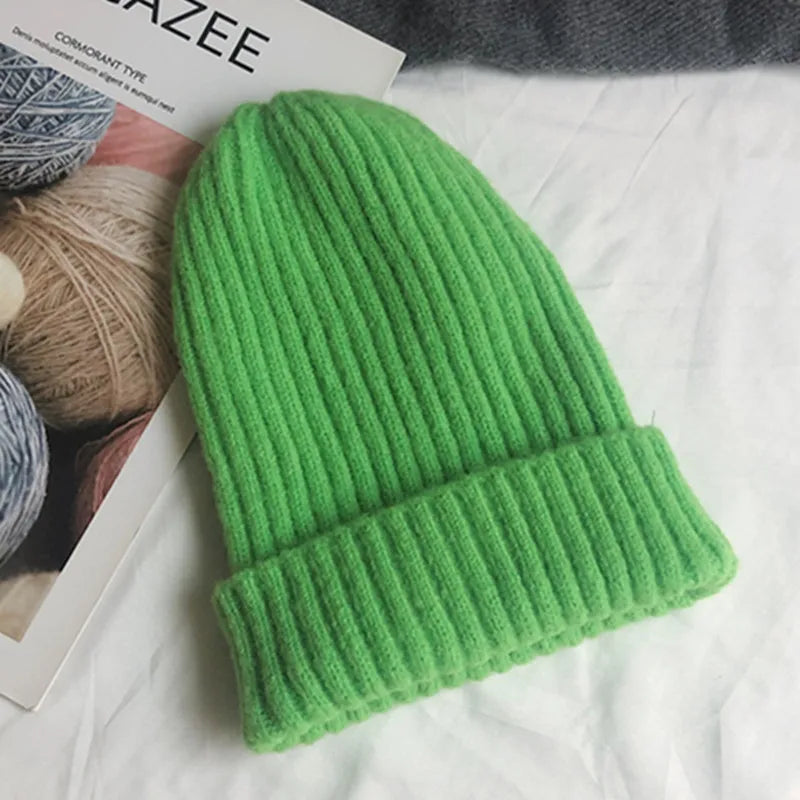 Nuevo gorro de invierno de colores caramelo, gorro tejido para mujer, gorro cálido y suave a la moda, gorro de lana estilo , gorro elegante que combina con todo