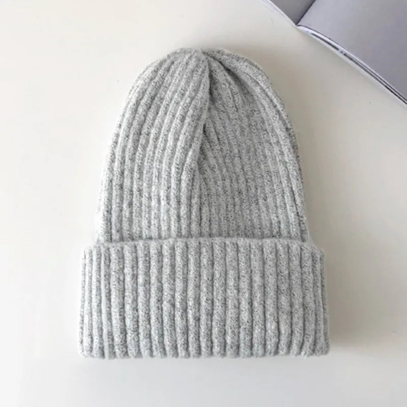 Nuevo gorro de invierno de colores caramelo, gorro tejido para mujer, gorro cálido y suave a la moda, gorro de lana estilo , gorro elegante que combina con todo