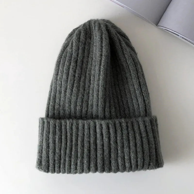Nuevo gorro de invierno de colores caramelo, gorro tejido para mujer, gorro cálido y suave a la moda, gorro de lana estilo , gorro elegante que combina con todo