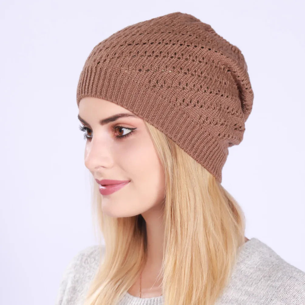 Gorros de moda nuevos para mujer, gorros tipo calavera, gorro para mujer, gorro de punto liso con agujeros, gorro suave informal para mujer para primavera, otoño e invierno
