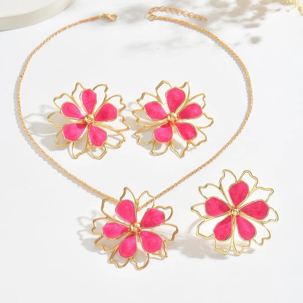 Pendientes de flores esmaltados huecos coloridos a la moda