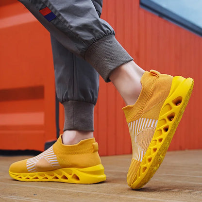 Zapatillas de calle y de correr para hombre y mujer, zapatos deportivos sin cordones, gran oferta