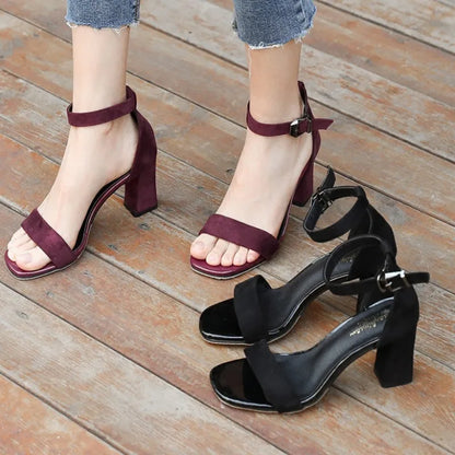 Sandales d'été à talons mi-hauts pour femmes, chaussures d'extérieur élégantes, chaussures de mariage, chaussures de mariée, grande taille 34-40, sangle à boucle