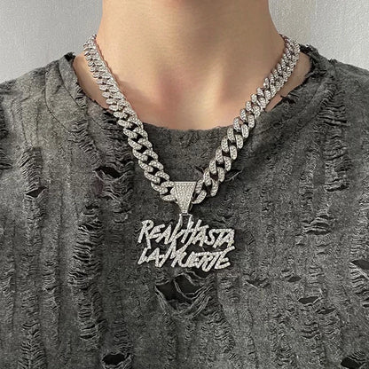 Collar con colgante de letra para hombre y mujer, con brillantes diamantes de imitación