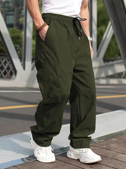 Pantalones cargo con cordón en la cintura para hombre, pantalones de pierna recta cómodos e informales de ajuste regular para uso diario al aire libre, pantalones de moda para hombre
