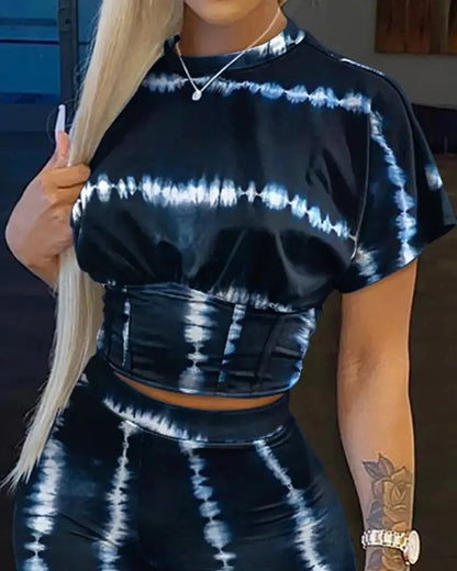 Conjunto informal de camiseta y pantalones cortos de manga corta con cuello redondo para mujer, blusa con estampado de letras de verano, pantalones cortos lisos, conjunto de dos piezas para mujer