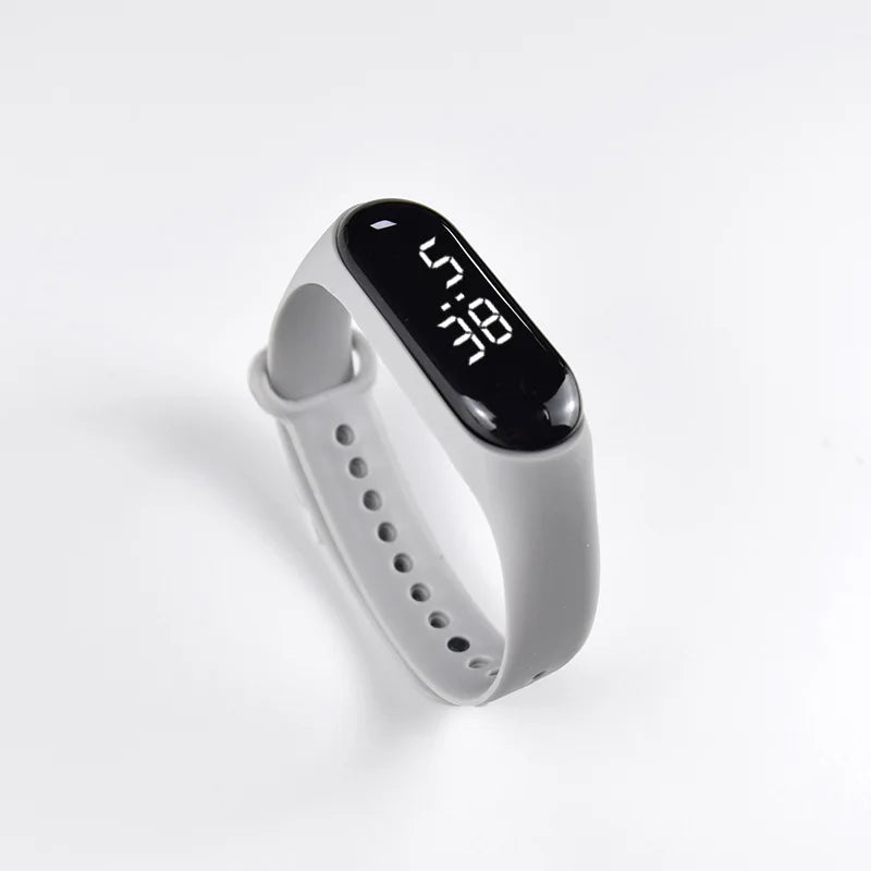 Relojes de moda para niños y niñas, pulsera electrónica deportiva con pantalla LED táctil, reloj de Spiderman para niños y mujeres, reloj resistente al agua