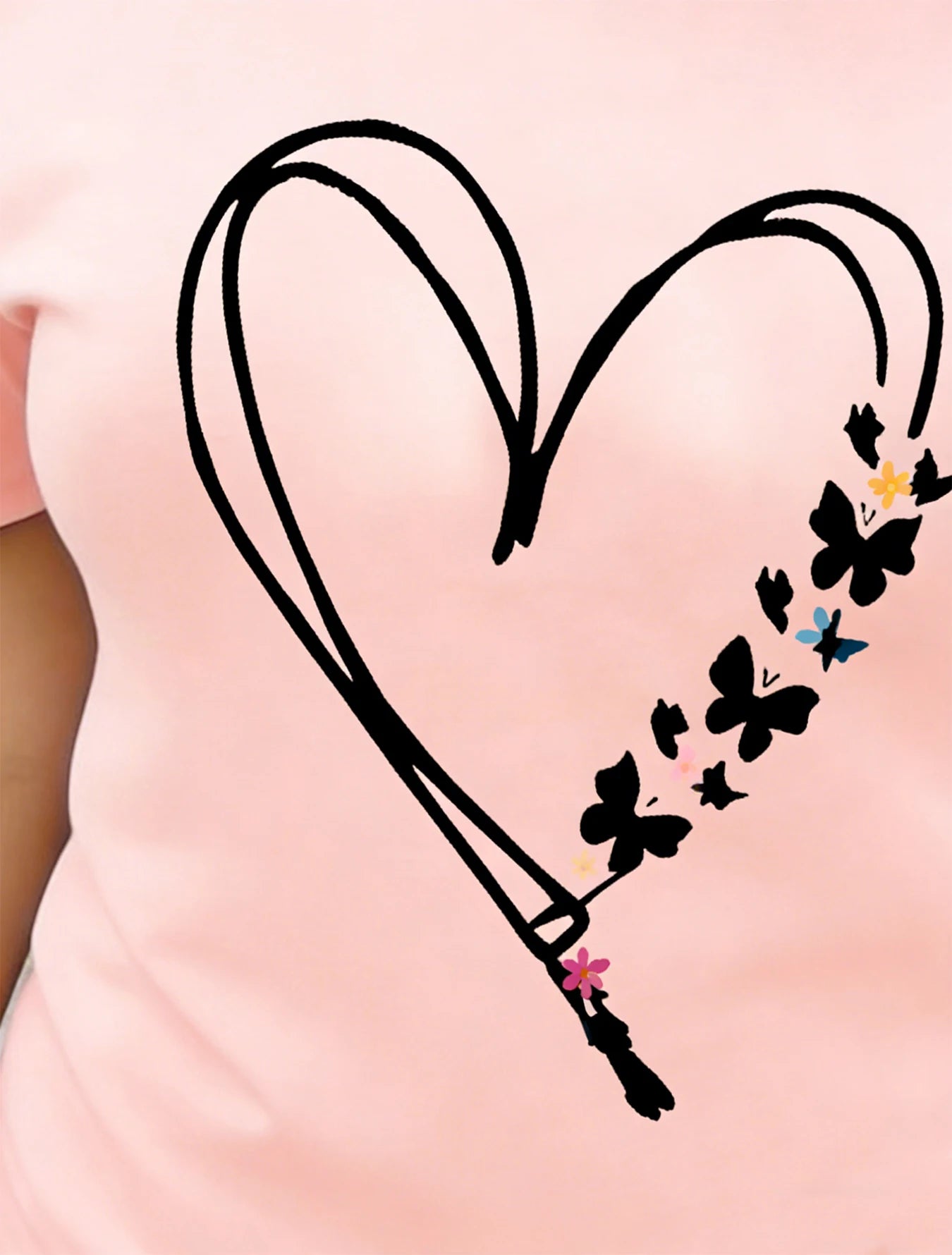 Conjunto de camiseta de manga corta y pantalones cortos con estampado