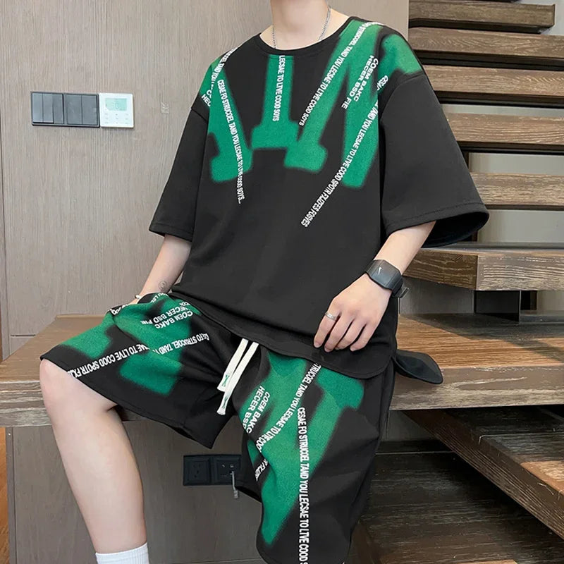 Ensembles décontractés deux pièces pour hommes 2024 T-shirt à manches courtes et shorts de mode coréenne Survêtements Sports Streetwear Ensembles de vêtements pour hommes 