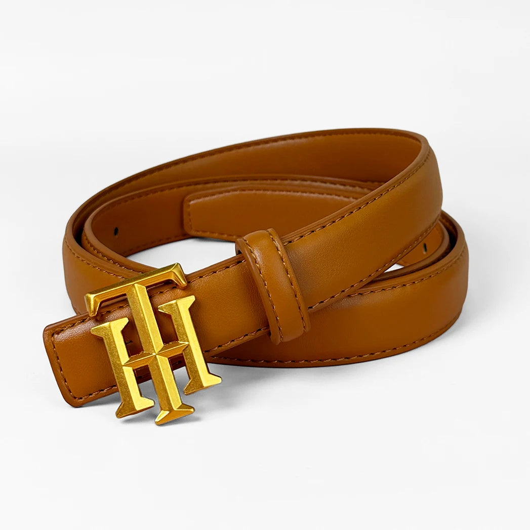 Cinturón con monograma y letras a la moda para mujer