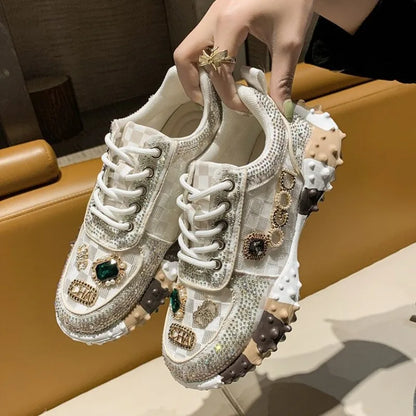 lujosas zapatillas de diamantes de imitación para mujer, zapatos de diseñador vulcanizados de malla, nuevos zapatos casuales de suela gruesa