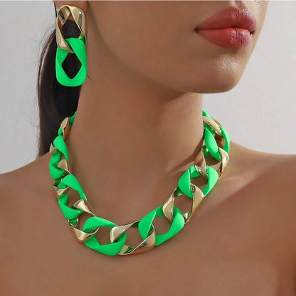 Nuevo conjunto de moda Icon collar y pendientes de acrílico fluorescente CCB empalmados para mujer, joyería para el cuello