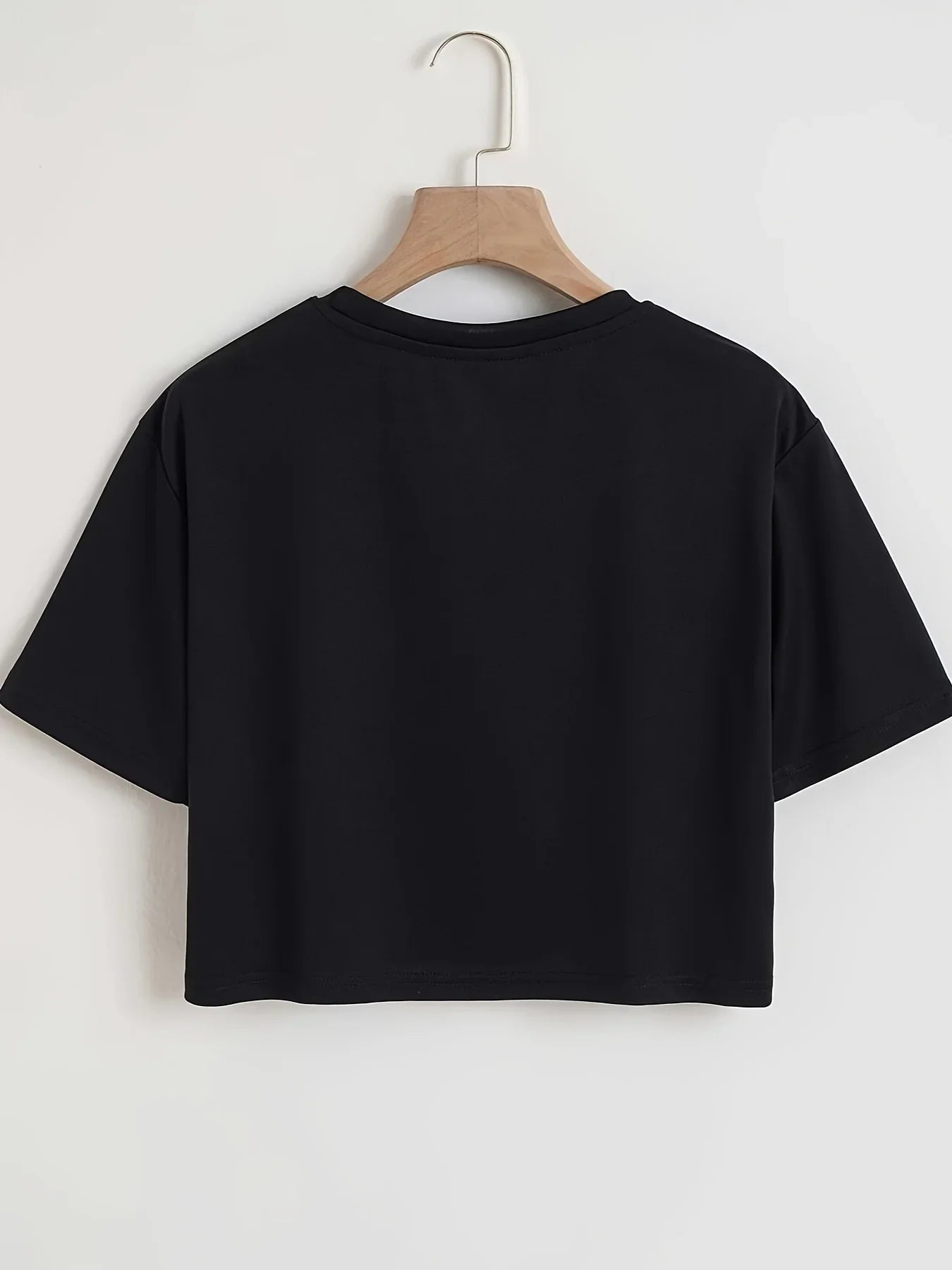 Camiseta corta deportiva con cuello redondo y gráficode Los Ángeles