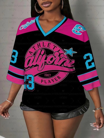 Camiseta Deportiva de Manga Corta con Cuello en V y Estampado