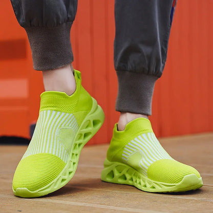 Zapatillas de calle y de correr para hombre y mujer, zapatos deportivos sin cordones, gran oferta