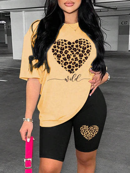 Conjunto de pantalones cortos con estampado de corazón de leopardo para mujer, conjunto de dos piezas de dibujos animados a la moda, transpirable y cómodo, conjunto de pantalones cortos de manga corta