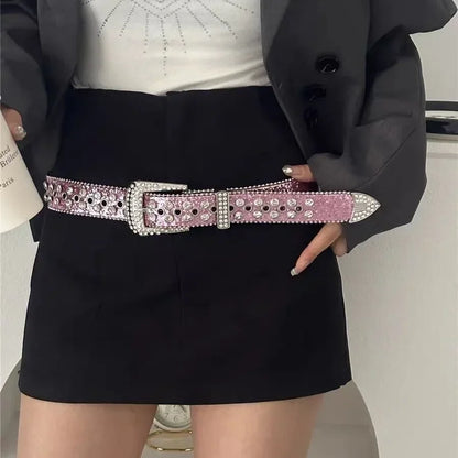 Cinturón de piel sintética con estampado sólido y tachuelas para mujer, con cristales brillantes