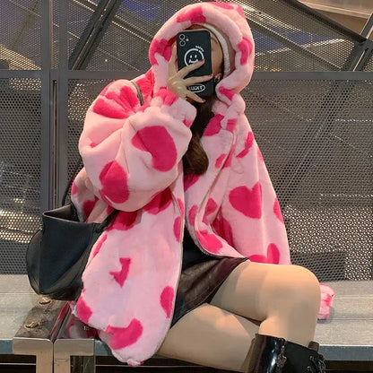 Chaqueta de felpa con estampado en forma de corazón Harajuku para mujer, abrigo coreano de manga larga con capucha, ropa de calle gruesa y cálida para parejas, invierno