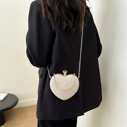 Bolso de mano de noche para mujer, bolso brillante con forma de corazón