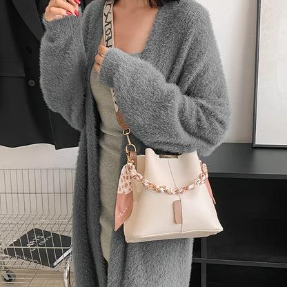 Nuevo bolso de hombro a la moda para mujer, bolso tipo cubo con cadena de cinta de gran capacidad, bolso cruzado para desplazamientos diarios