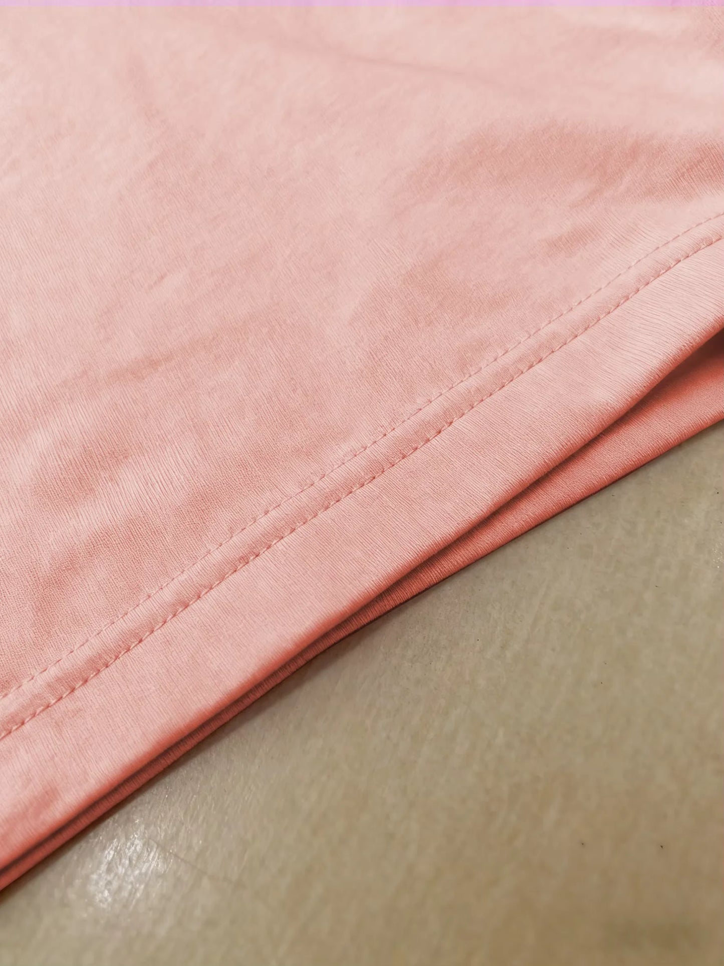 Conjunto de camiseta de manga corta y pantalones cortos con estampado